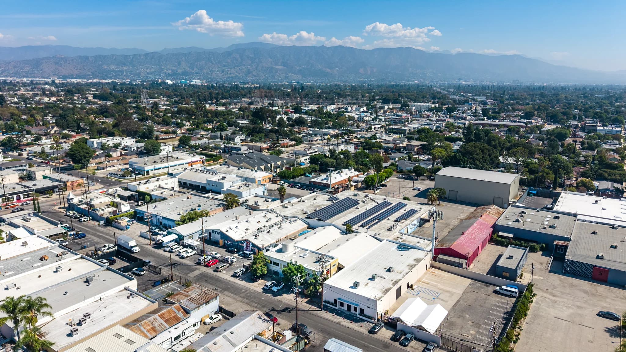 Aerial photograph of the streets and buildings surrounding 5514 Satsuma Avenue